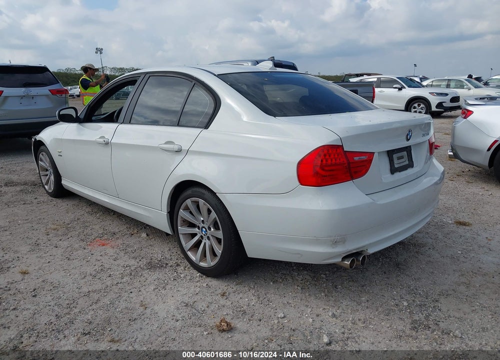 2011 BMW 328I XDRIVE VIN: WBAPK5G55BNN80999
