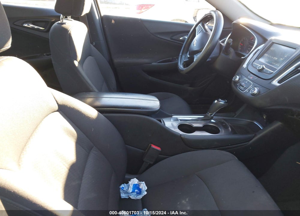 2018 CHEVROLET MALIBU LT VIN: 1G1ZD5ST6JF210674