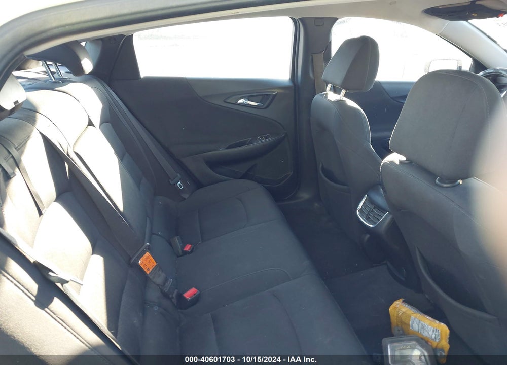 2018 CHEVROLET MALIBU LT VIN: 1G1ZD5ST6JF210674