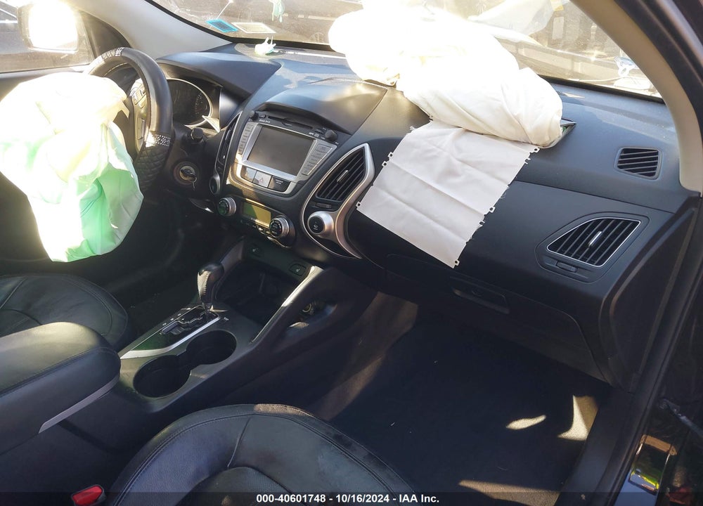 2012 HYUNDAI TUCSON LIMITED VIN: KM8JUCAC9CU543973