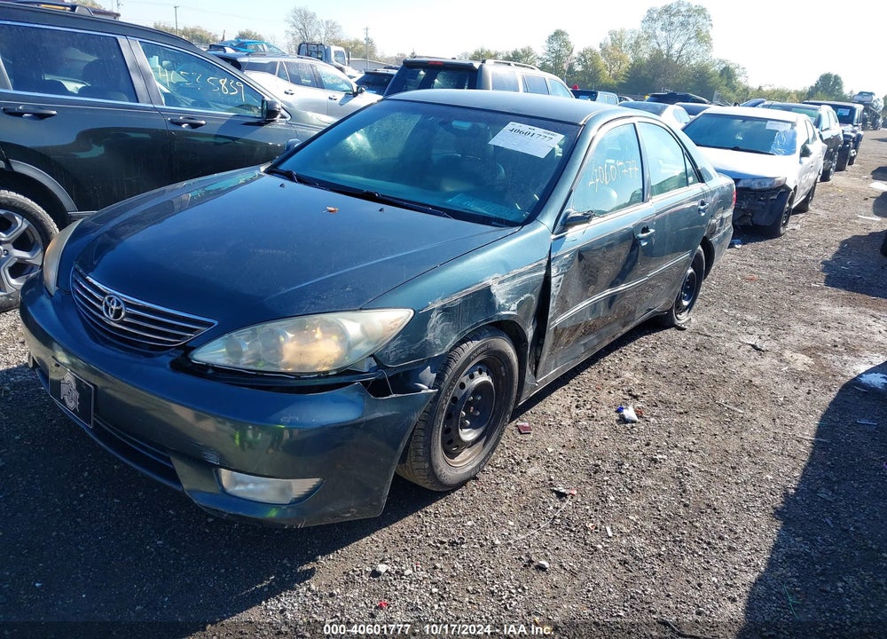 2005 TOYOTA CAMRY XLE VIN: 4T1BE30K35U419985