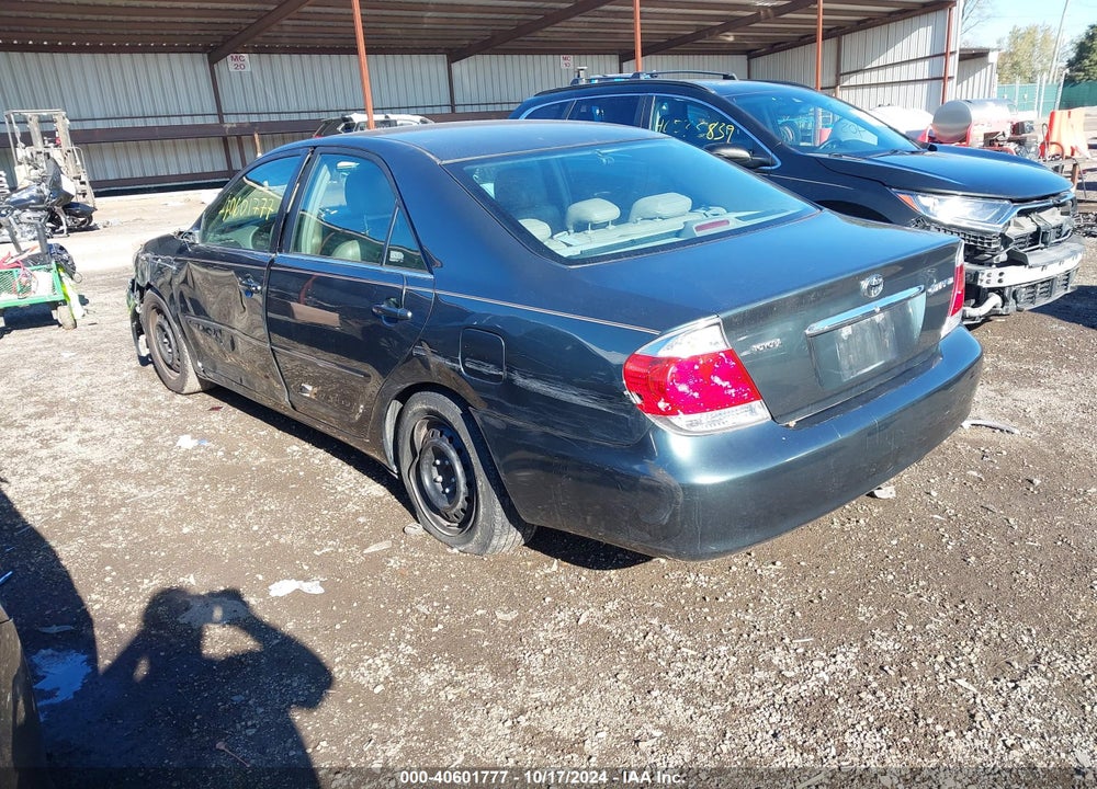 2005 TOYOTA CAMRY XLE VIN: 4T1BE30K35U419985