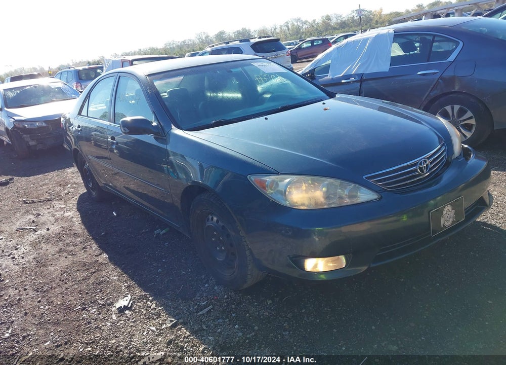 2005 TOYOTA CAMRY XLE VIN: 4T1BE30K35U419985