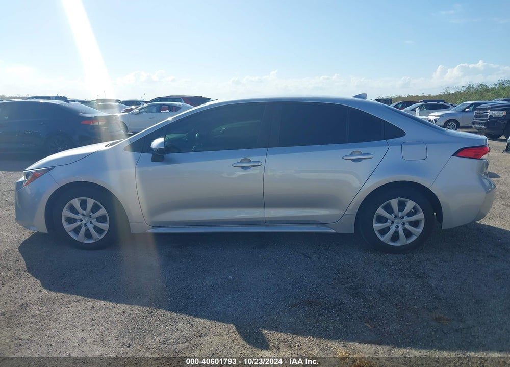 2022 TOYOTA COROLLA LE VIN: JTDEPMAE5N3027901