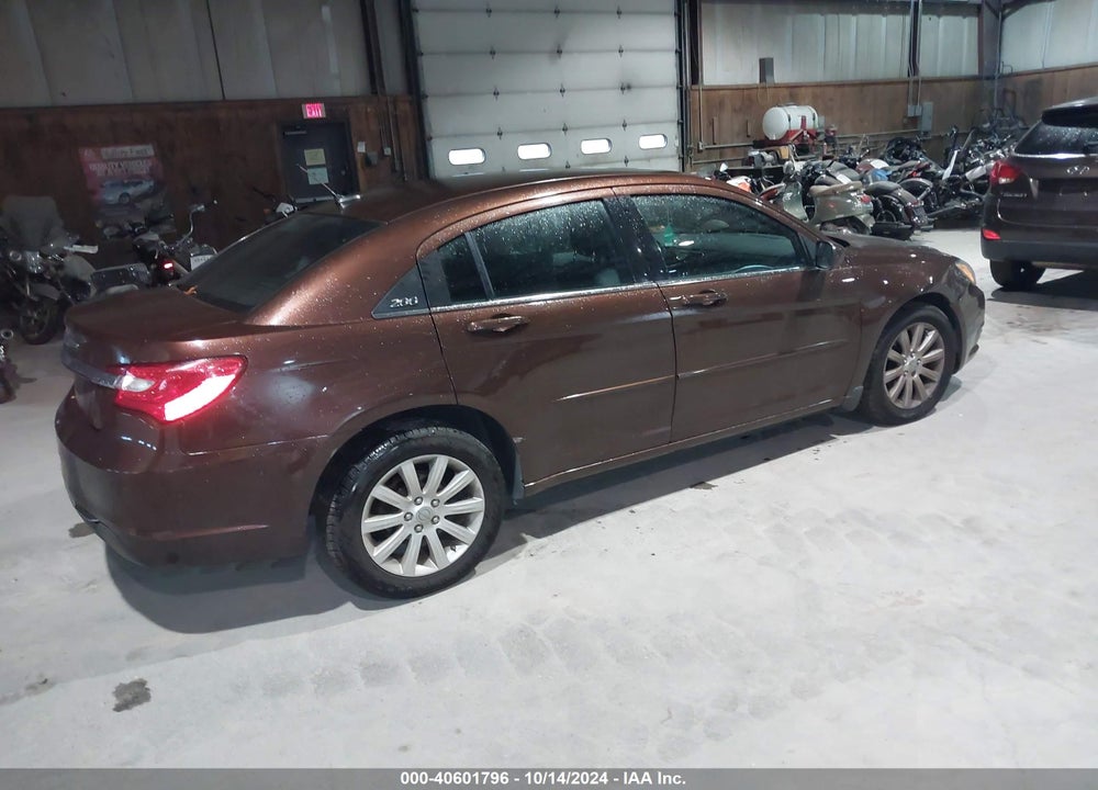 2013 CHRYSLER 200 TOURING VIN: 1C3CCBBG2DN703588