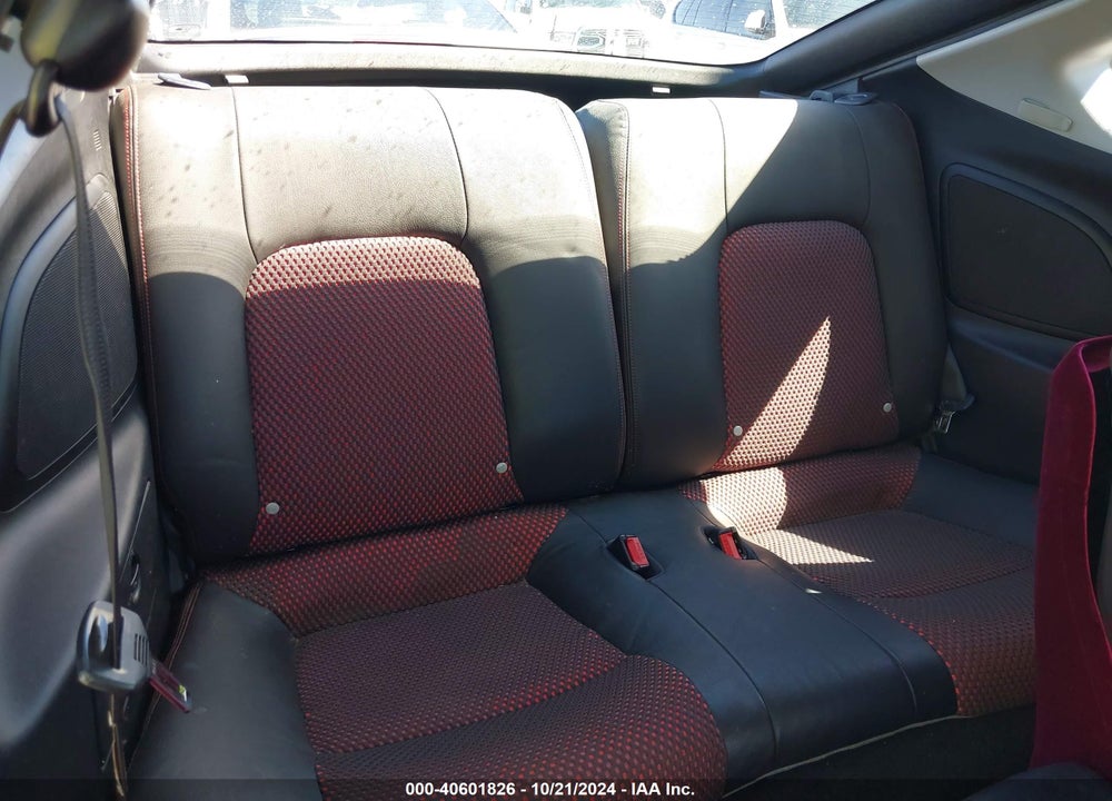 2005 HYUNDAI TIBURON GT/SE VIN: KMHHN65F05U182623