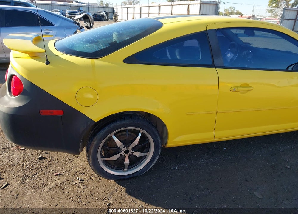 2005 CHEVROLET COBALT VIN: 1G1AK12F557670110