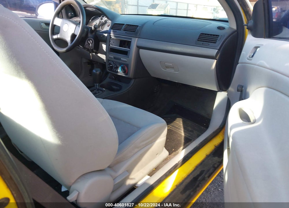2005 CHEVROLET COBALT VIN: 1G1AK12F557670110