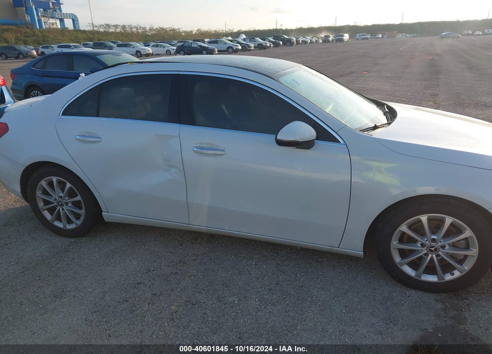 2020 MERCEDES-BENZ A 220 VIN: WDD3G4EB8LW039873