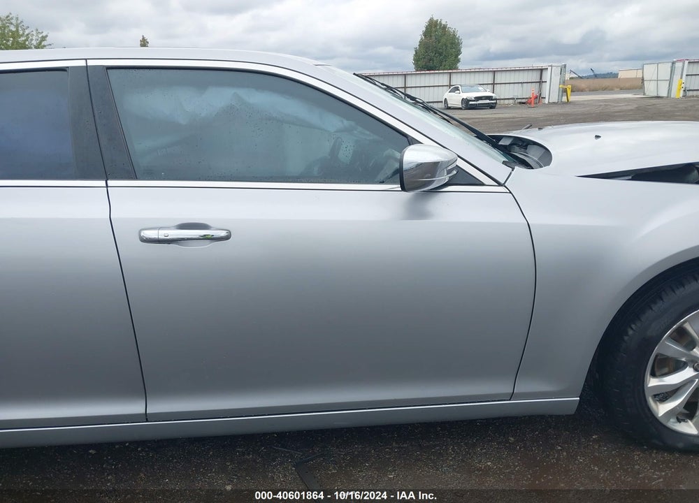 2016 CHRYSLER 300C AWD VIN: 2C3CCAKG1GH111395
