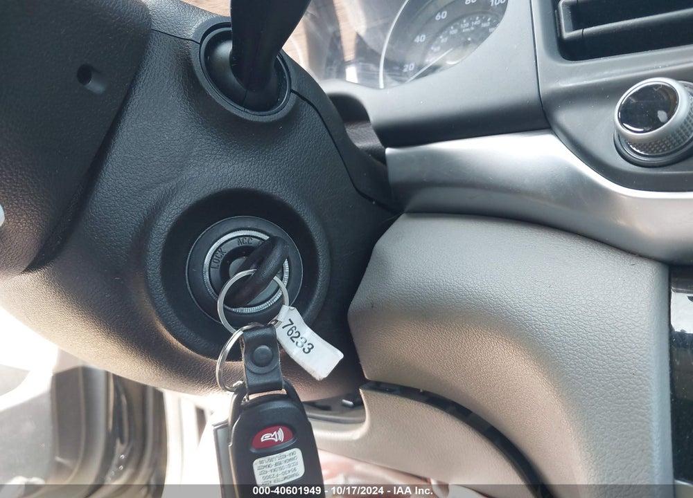 2019 HYUNDAI ELANTRA VIN: 5NPD84LF6KH461758