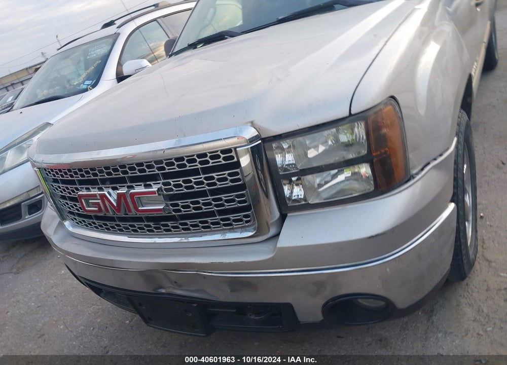 2008 GMC SIERRA 1500 SL VIN: 3GTEC13C58G111837
