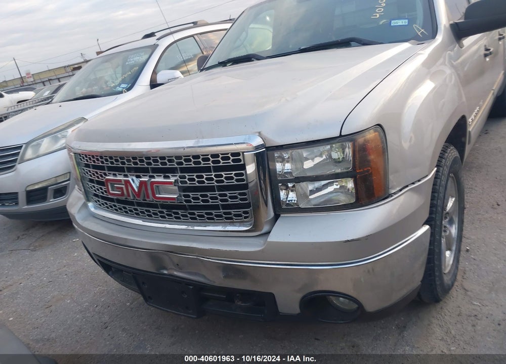 2008 GMC SIERRA 1500 SL VIN: 3GTEC13C58G111837