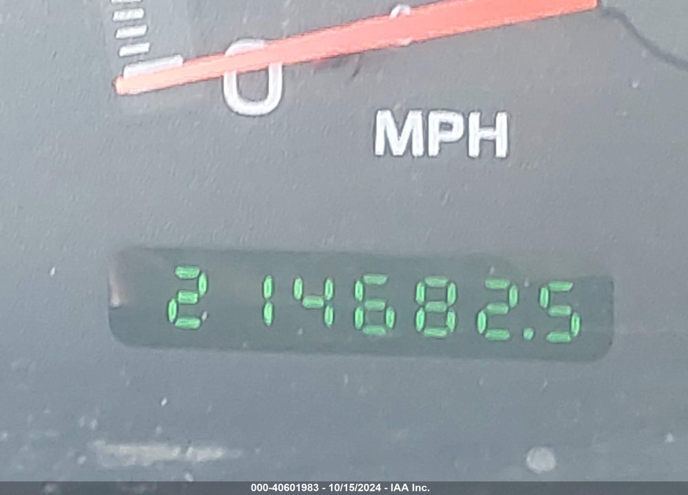 2000 FORD EXPEDITION EDDIE BAUER VIN: 1FMRU17L9YLB10326