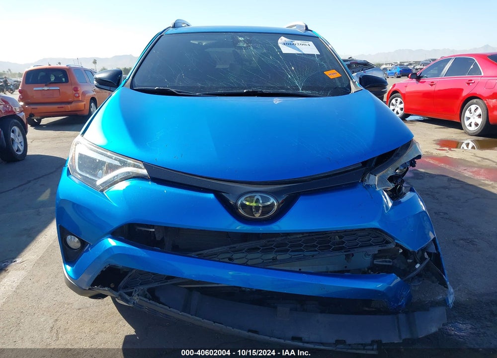 2018 TOYOTA RAV4 SE VIN: JTMNFREV5JJ739745