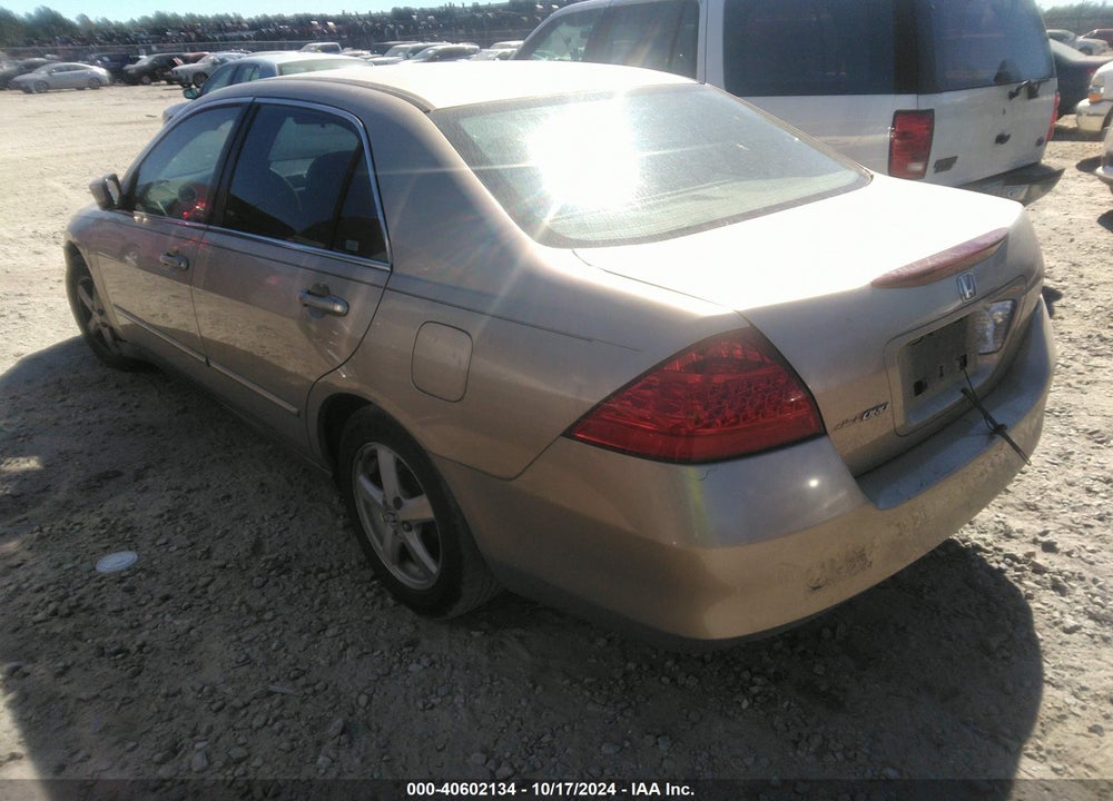 2007 HONDA ACCORD 2.4 LX VIN: 1HGCM56417A161102