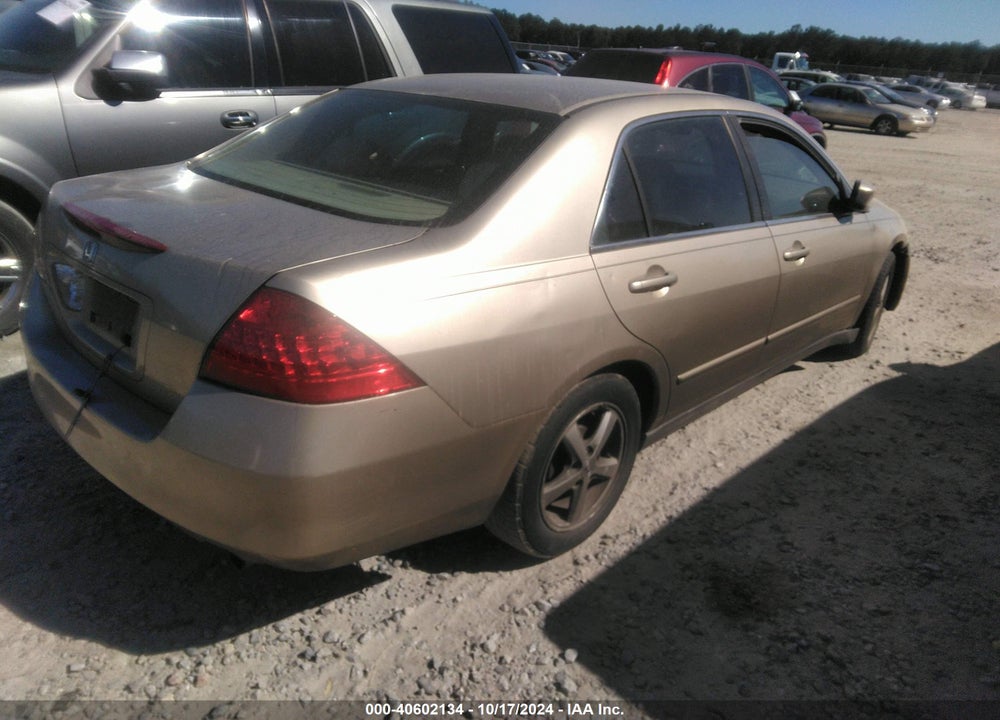 2007 HONDA ACCORD 2.4 LX VIN: 1HGCM56417A161102