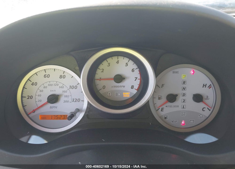 2004 TOYOTA RAV4 VIN: JTEGD20V640039493