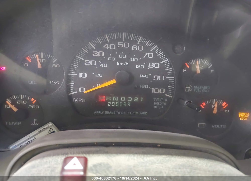 2000 CHEVROLET ASTRO VIN: 1GCDM19W6YB212968