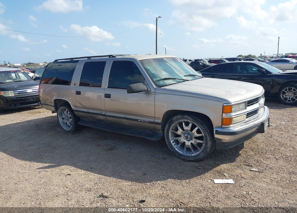1999 CHEVROLET SUBURBAN 1500 LT VIN: 3GNEC16R4XG175518