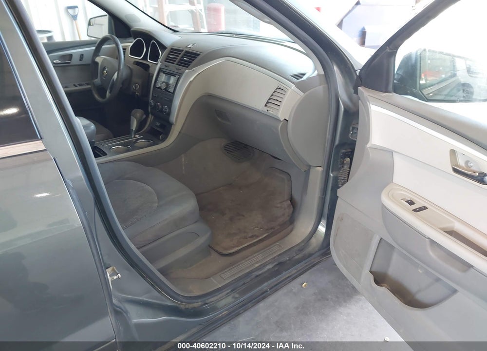 2011 CHEVROLET TRAVERSE 1LT VIN: 1GNKRGED8BJ159145