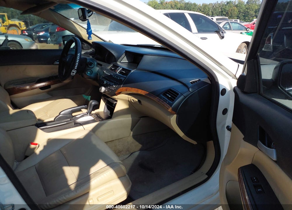 2011 HONDA ACCORD 3.5 EX-L VIN: 1HGCP3F81BA004886