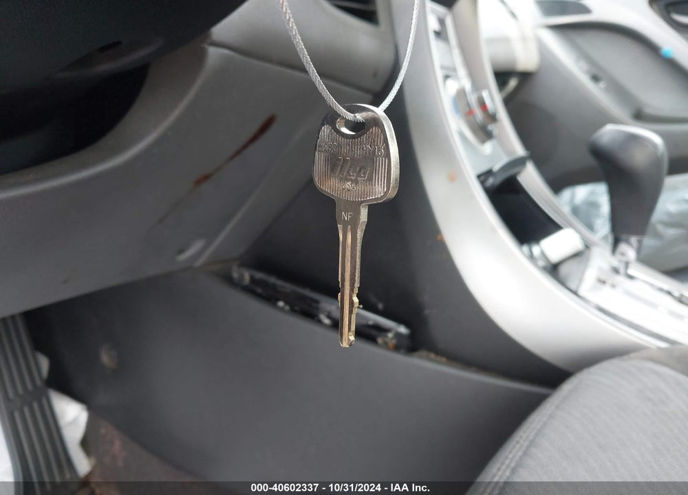 2012 HYUNDAI ELANTRA GLS VIN: 5NPDH4AE9CH140454
