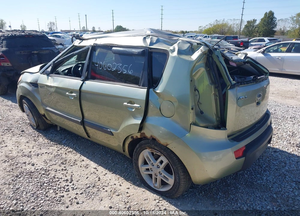 2011 KIA SOUL VIN: KNDJT2A22B7208589