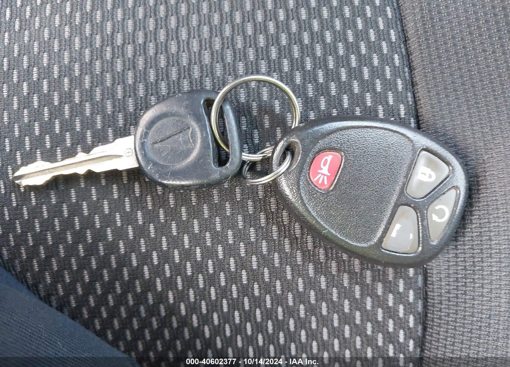2008 PONTIAC TORRENT VIN: 2CKDL43F886302325