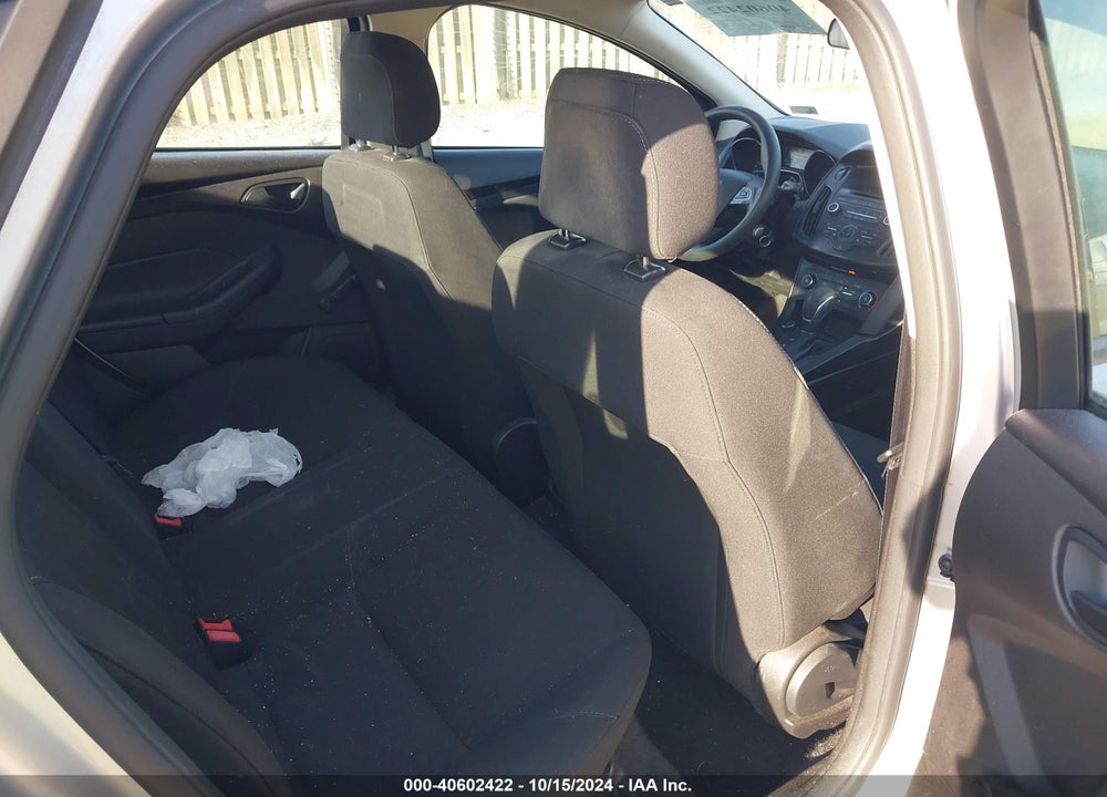 2017 FORD FOCUS S VIN: 1FADP3E20HL256826