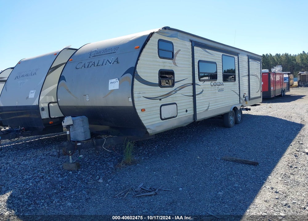 2014 FOREST RIVER M-303 FQB CATALINA 50TH ANNIVERSARY VIN: 5ZT2CAVB3ET005567