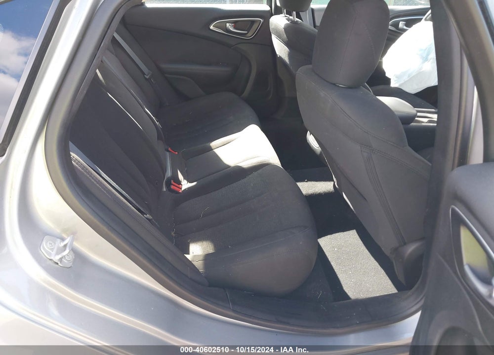 2017 CHRYSLER 200 TOURING VIN: 1C3CCCFB1HN502761