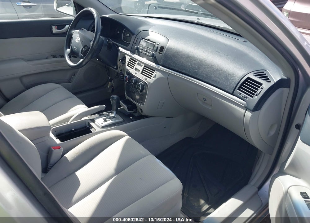 2008 HYUNDAI SONATA LIMITED V6/SE V6 VIN: 5NPEU46F58H357606