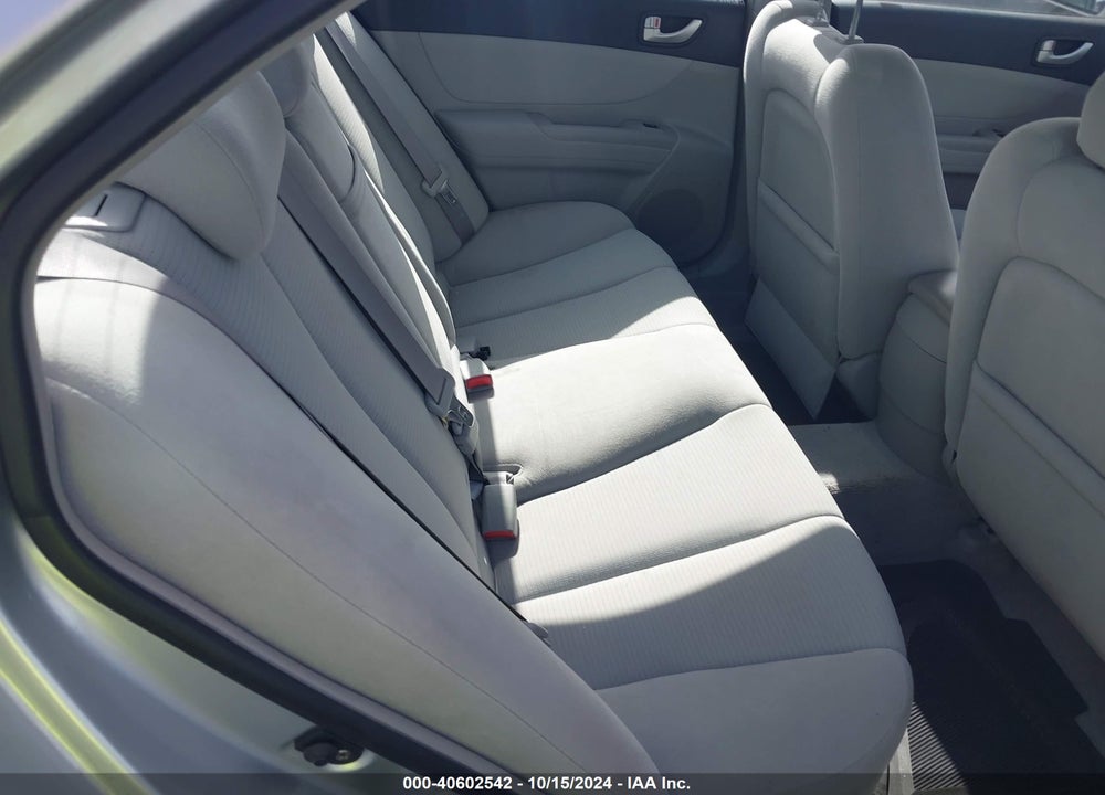 2008 HYUNDAI SONATA LIMITED V6/SE V6 VIN: 5NPEU46F58H357606
