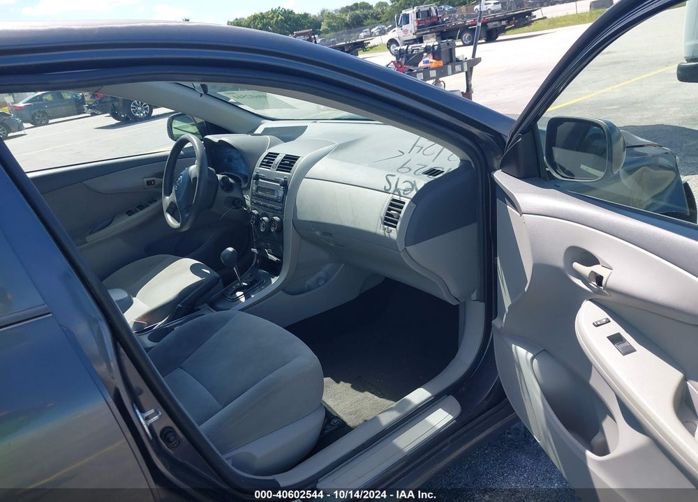 2009 TOYOTA COROLLA LE VIN: 2T1BU40E89C114329