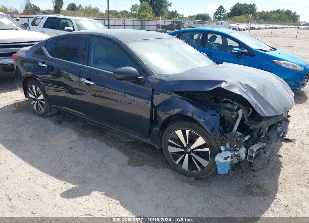 2021 NISSAN ALTIMA SV FWD VIN: 1N4BL4DV2MN300070