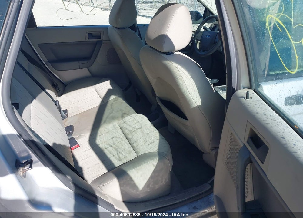 2008 FORD FOCUS SE VIN: 1FAHP35N88W241307