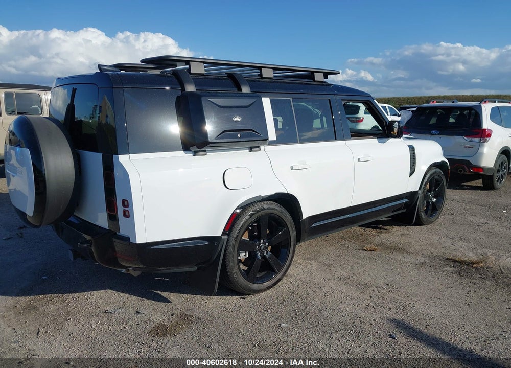 2024 LAND ROVER DEFENDER 130 P400 X-DYNAMIC SE VIN: SALE2FEU1R2304947
