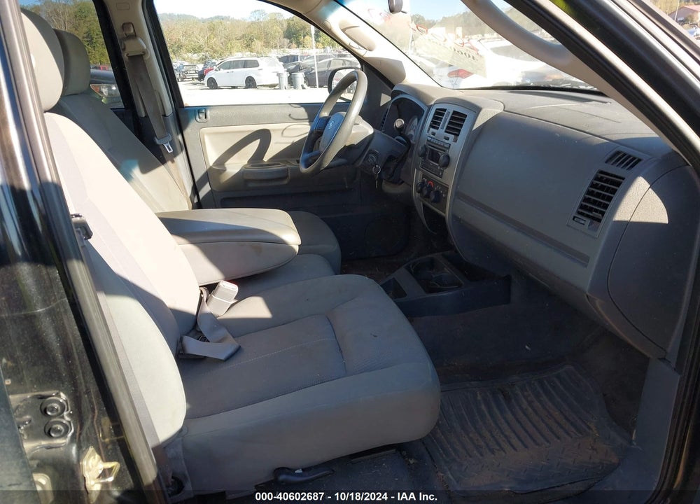 2006 DODGE DAKOTA SLT VIN: 1D7HW48N86S641585