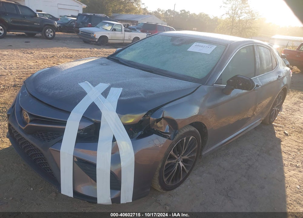 2018 TOYOTA CAMRY SE VIN: 4T1B11HK9JU622233