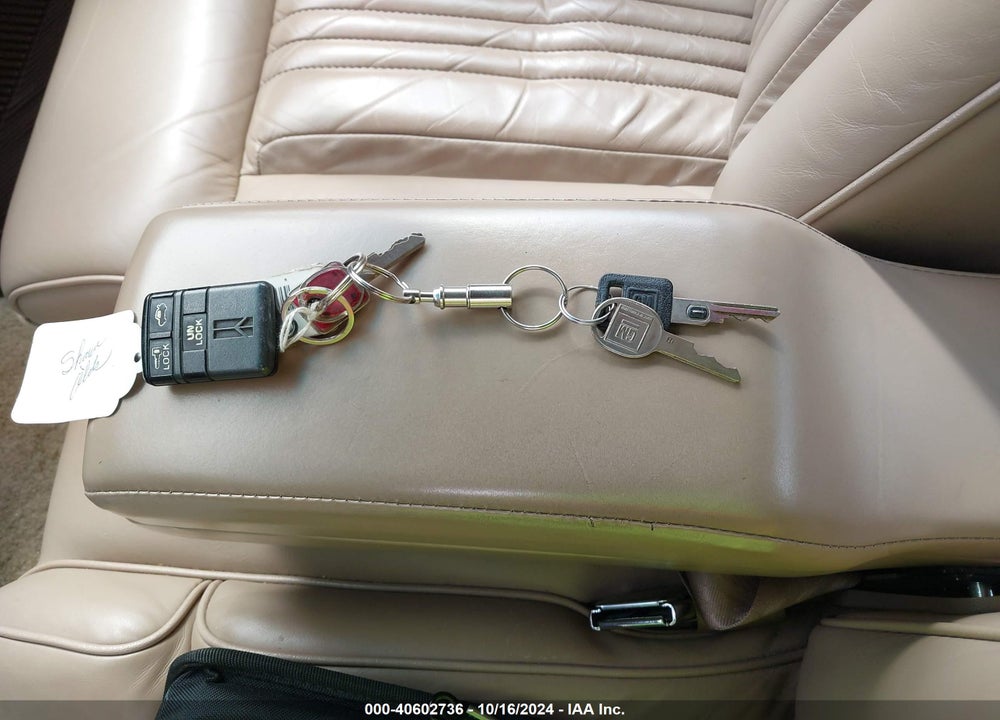 1993 OLDSMOBILE 98 REGENCY ELITE VIN: 1G3CW53L7P4305884