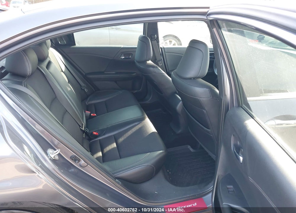2016 HONDA ACCORD SEDAN VIN: 1HGCR2F59GA189917