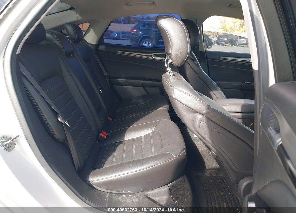 2013 FORD FUSION SE VIN: 3FA6P0HR0DR208609