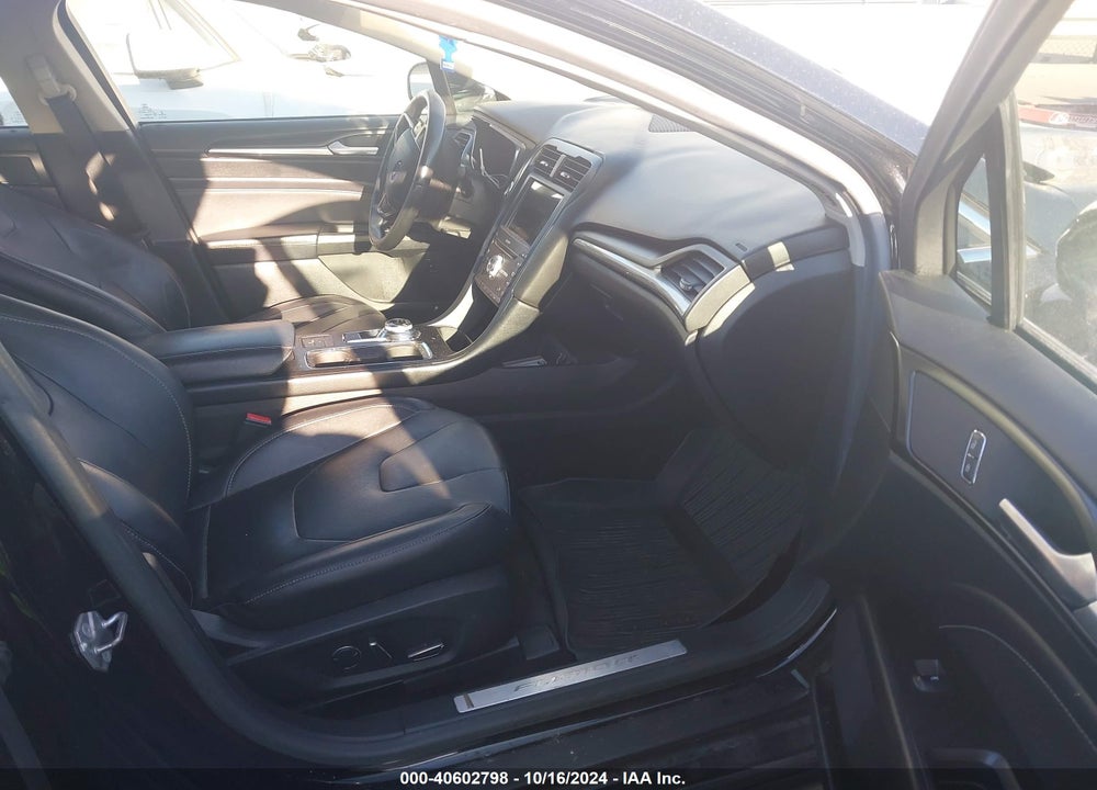 2017 FORD FUSION ENERGI TITANIUM VIN: 3FA6P0SU4HR136090