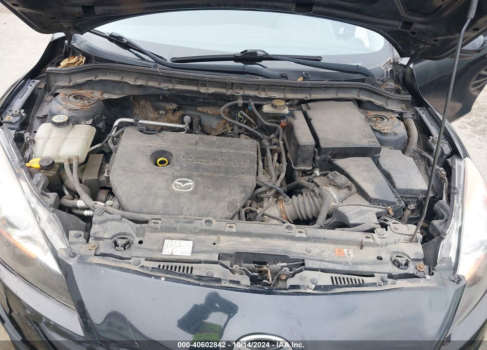 2011 MAZDA 3 I TOURING VIN: JM1BL1VF3B1386400