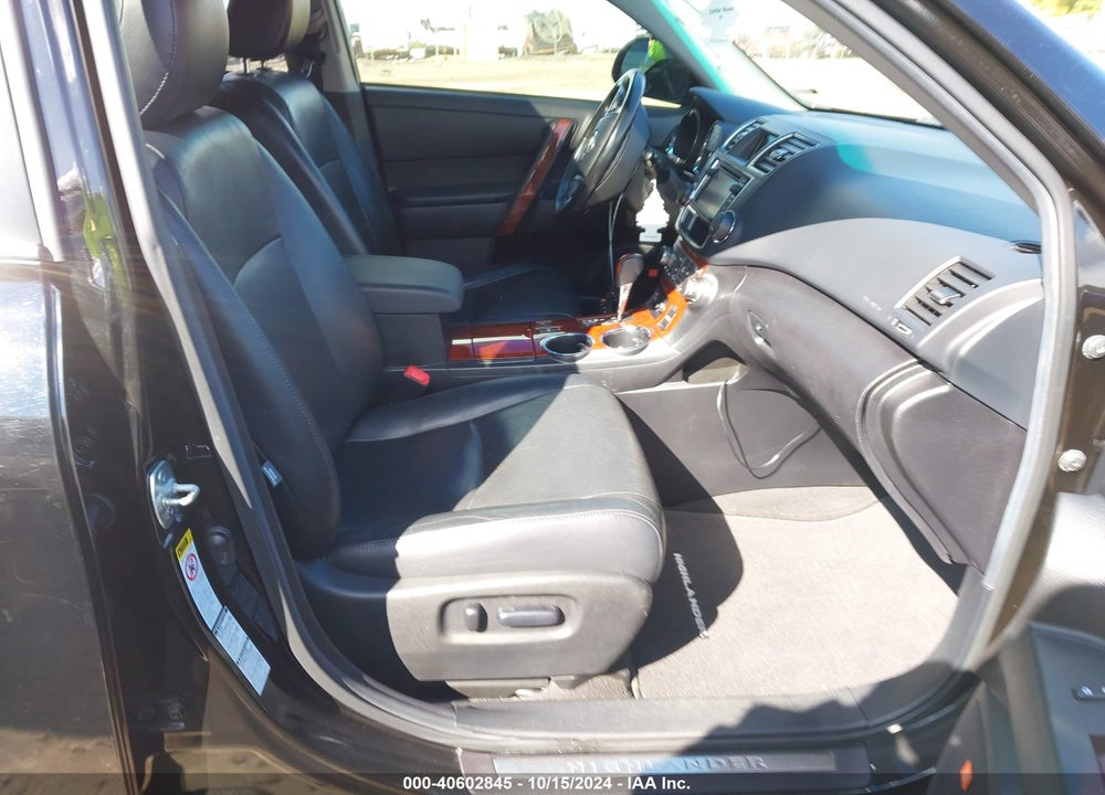 2013 TOYOTA HIGHLANDER LIMITED V6 VIN: 5TDDK3EH1DS233156