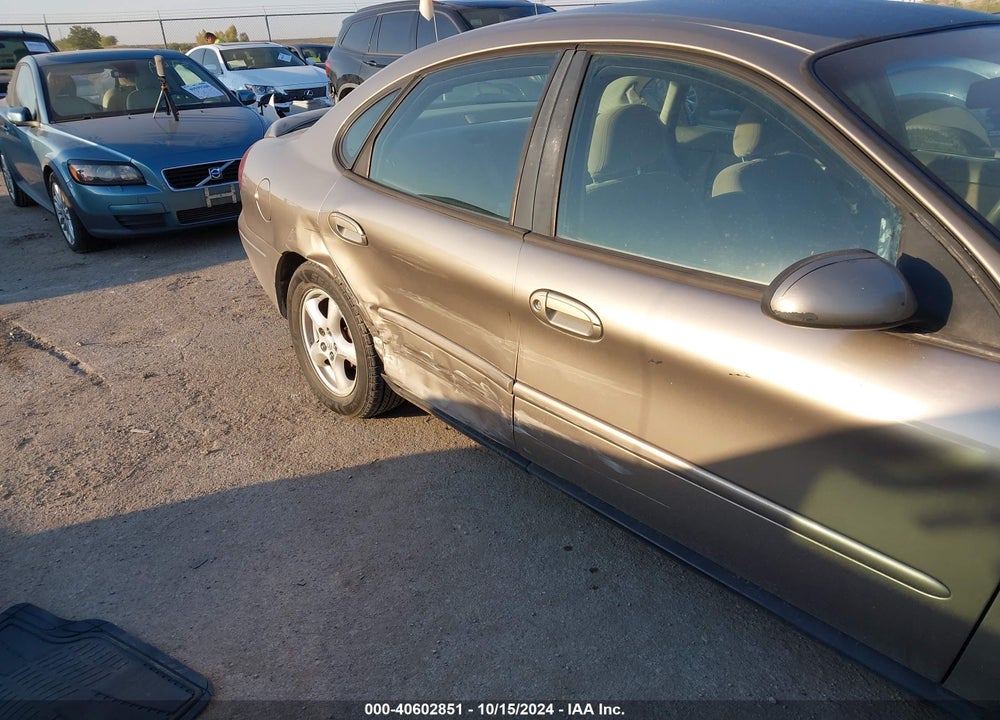 2002 FORD TAURUS SES VIN: 1FAFP55UX2A186017