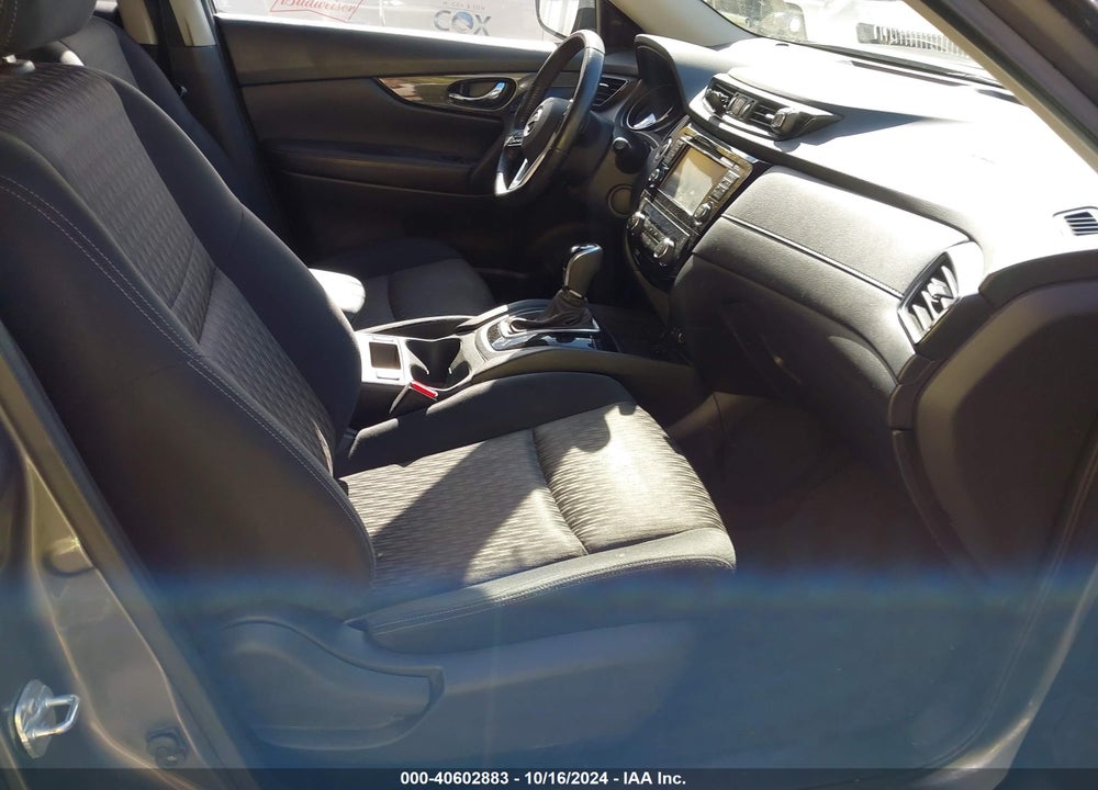 2017 NISSAN ROGUE SV VIN: JN8AT2MV5HW022716