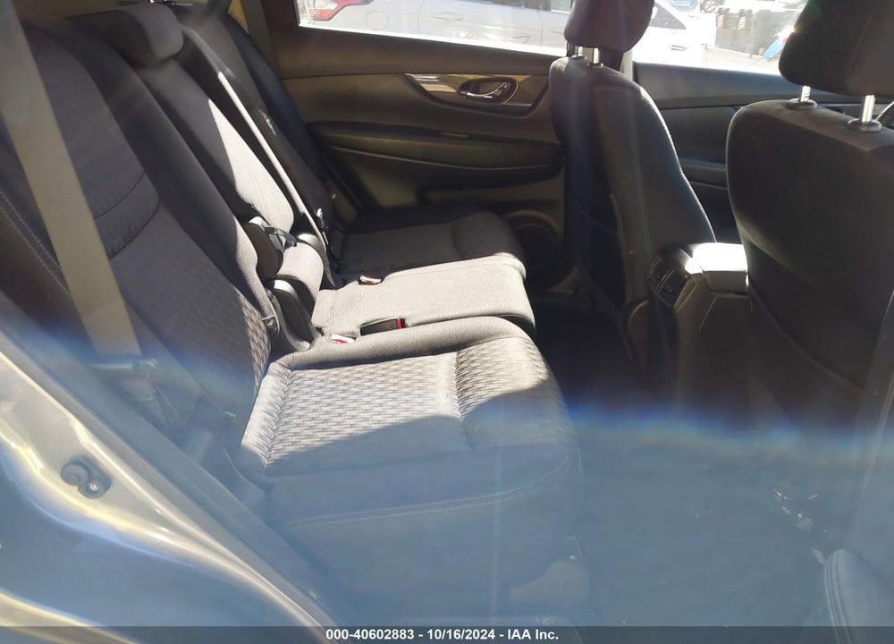 2017 NISSAN ROGUE SV VIN: JN8AT2MV5HW022716