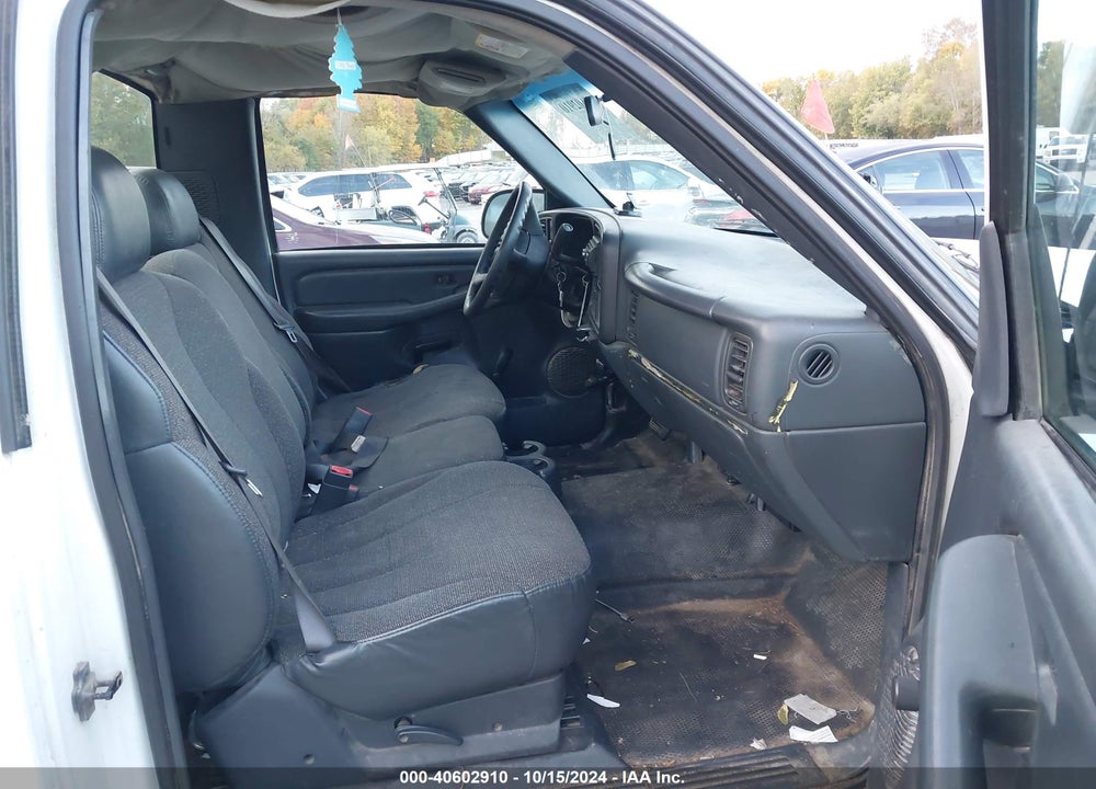 2002 CHEVROLET SILVERADO 1500 COMMERCIAL VIN: 1GCEC14V32Z199052